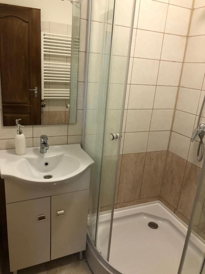 Quiet -Residential Area 2 Bedroom+Living Room Apartment Szombathely Eksteriør bilde